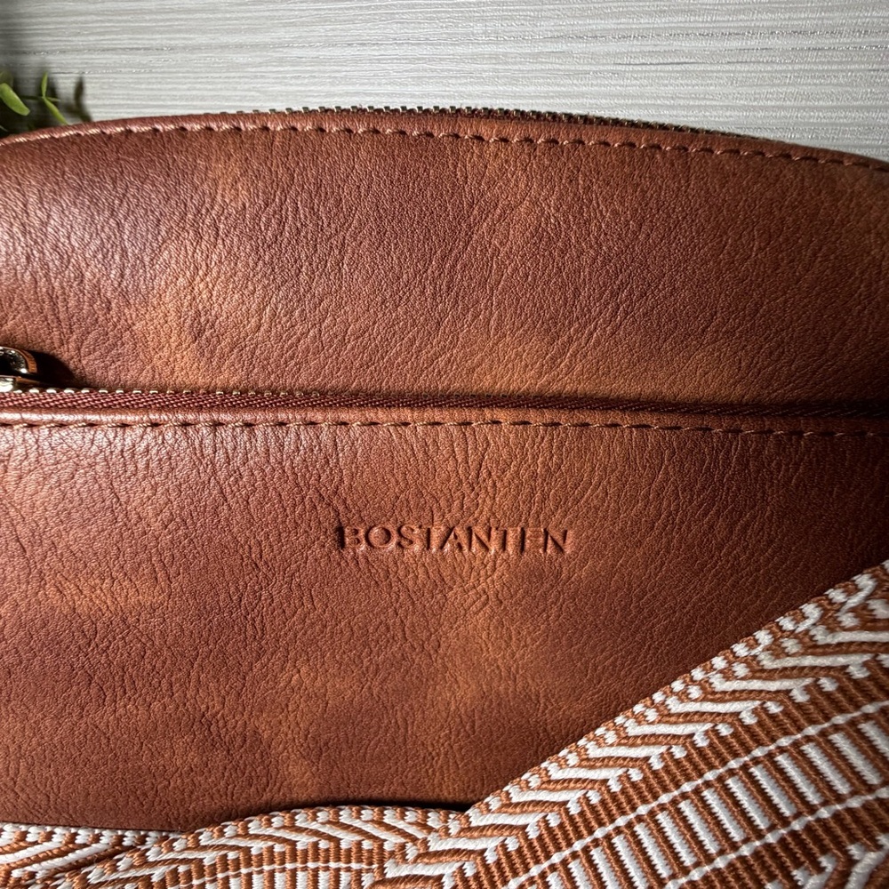 Bostanian Tan Crossbody Bag with Geometric Strap like new used once - Picture 3 of 15